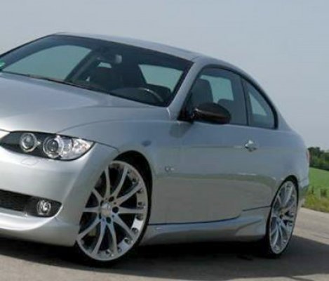 A fost prins în timp ce conducea un BMW neînmatriculat